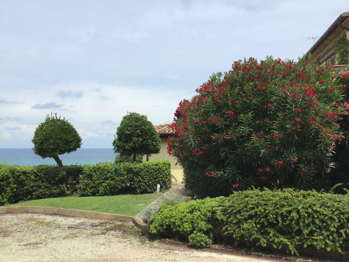 Residence Baia Vallugola Castel di Mezzo Exteriér fotografie